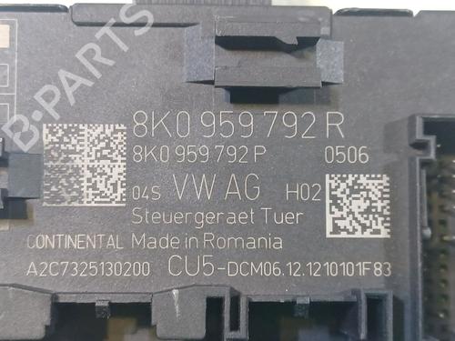 Comfort control module AUDI Q5 (8RB) 2.0 TDI quattro | BP29617559M56