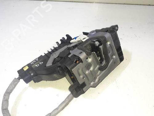 Used Front right lock MERCEDES-BENZ VITO Tourer (W447) [2014-2025]  13048260