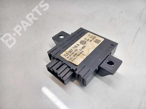 Used Electronic module PORSCHE CAYENNE (9PA) 3.0 TDI (240 hp) 9301603