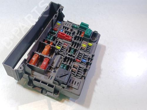 fuse-box-bmw-1-e81-2006-2007-2008-2009-2010-2011-2012-37792582 main image