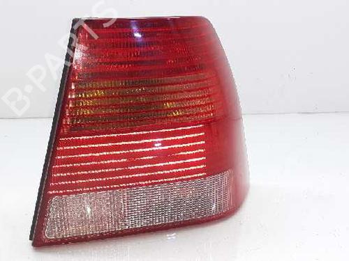 Used Right taillight VW BORA I (1J2) 1.6 (101 hp) 7567861