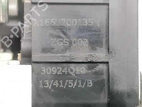Front left lock MERCEDES-BENZ B-CLASS Sports Tourer (W246, W242) B 180 CDI (246.200) | BP13545945C98 