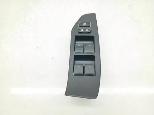 Used Left front window switch TOYOTA VERSO (_R2_) 1.6 (ZGR20_, ZGR20R) (132 hp) 31944898