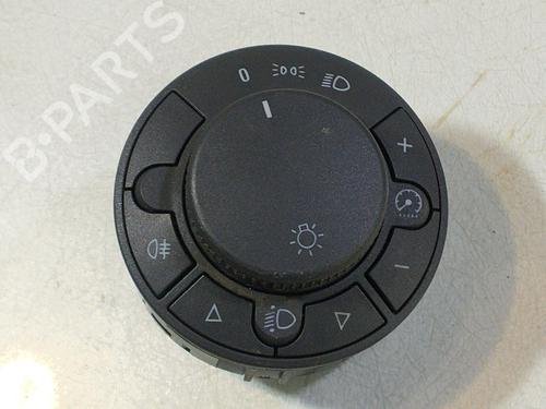 Used Headlight switch OPEL CORSA D (S07) 1.3 CDTI (L08, L68) (75 hp) 32026619