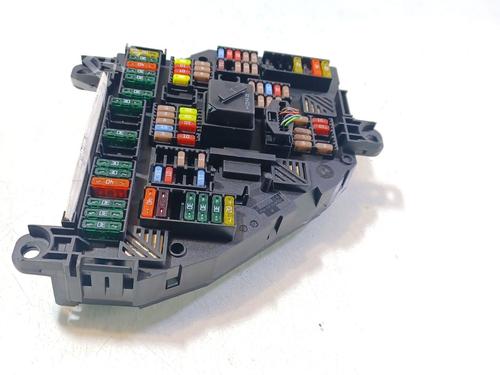 Used Fuse box BMW 5 Touring (F11) 530 d xDrive (258 hp) 30135192