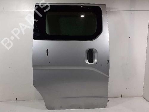 Used Right slide door NISSAN NV200 / EVALIA Bus [2010-2025]  4889672