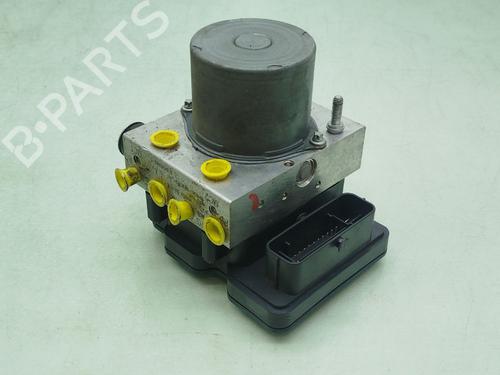 Used ABS pump RENAULT ZOE (BFM_) ZOE (BFMC, BFMD) (136 hp) 31857194