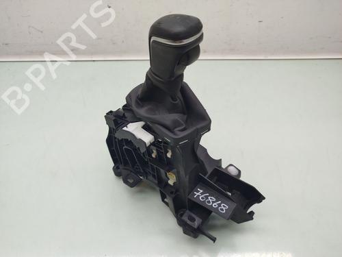 Used Gear lever TOYOTA COROLLA Estate (_E21_) 2.0 Hybrid (MZEH12) (180 hp) 29355250