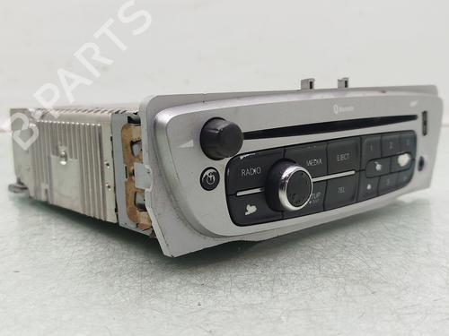 Used Radio RENAULT SCÉNIC III (JZ0/1_) 1.6 dCi (JZ00, JZ12) (130 hp) 32259008