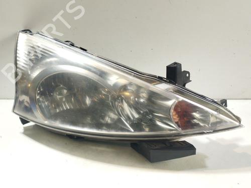 Højre forlygte MITSUBISHI GRANDIS (NA_W) 2.0 DI-D (NA8W) (140 hp) 31850803