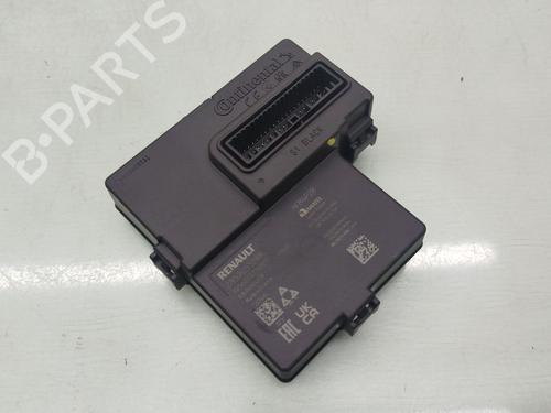 Used Electronic module Electronic module DACIA SANDERO III 1.0 TCe 90 (91 hp) 33000628 33000628