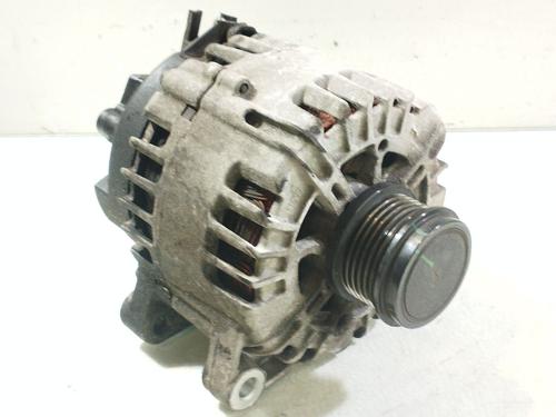 Used Alternator VOLVO V40 Cross Country (526) D2 (114 hp) 31758520