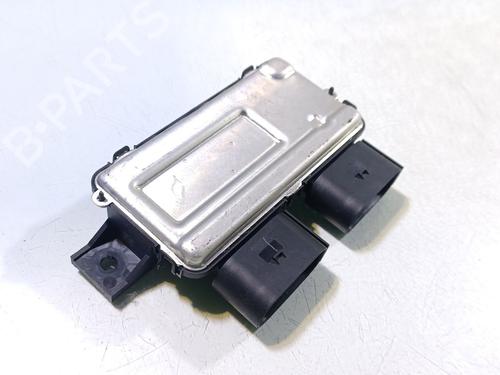 Used Electronic module Electronic module MERCEDES-BENZ V-CLASS (W447) V 250 BlueTEC / d (447.811, 447.813, 447.815) (190 hp) 40106168 40106168