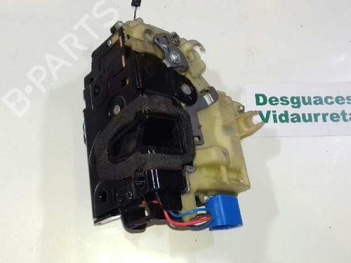Used Front left lock VW POLO (9N_, 9A_) 1.4 TDI (70 hp) 3262603