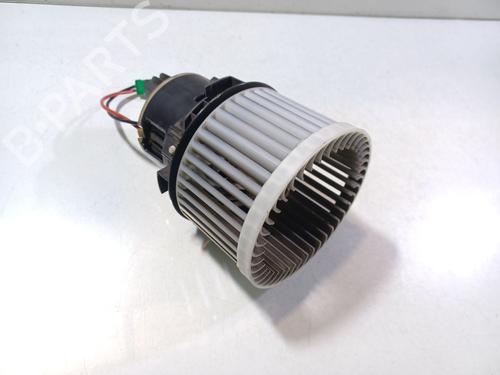 Used Heater blower motor Heater blower motor PEUGEOT 508 SW II (FC_, FJ_, F4_) Hybrid 224 (F45GQU) (224 hp) 40219731 40219731