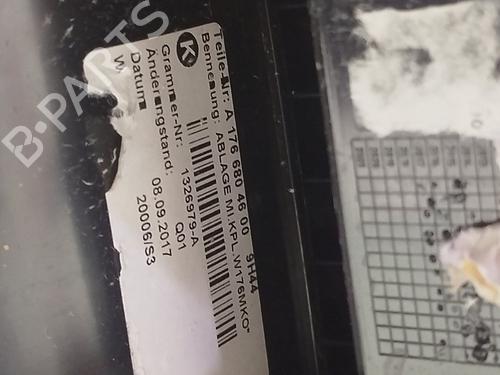 Armrest / Center console MERCEDES-BENZ GLA-CLASS (X156) GLA 200 CDI / d (156.908) | BP32193693I20