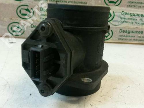 Used Mass air flow sensor RENAULT MEGANE I Classic (LA0/1_) 1.9 dCi (LA05) (105 hp) 1657907
