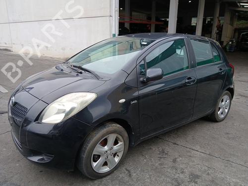 Brugte TOYOTA YARIS (_P9_) 1.4 D-4D (NLP90_, NLP90R) (90 hp) 4320533