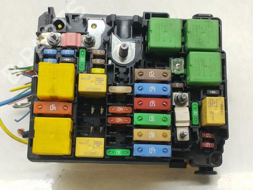 Used Fuse box Fuse box CITROËN JUMPY III Van (V_) 2.0 BlueHDi 120 (122 hp) 35945731 35945731