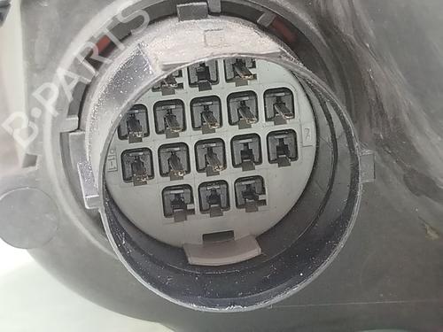 Right headlight JAGUAR F-PACE (X761) 2.0 TD4 AWD | BP38444492C29 - Image 6