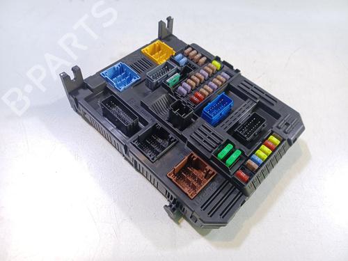 Used Fuse box CITROËN SPACETOURER Bus (V_) 2.0 BlueHDi 150 4x4 (150 hp) 23023514