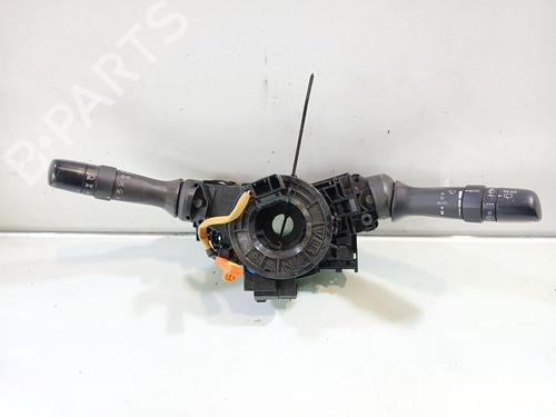 Commande de phare TOYOTA PRIUS PLUS (_W4_) 1.8 Hybrid (ZVW40W, ZVW41W) (136 hp) 31944868