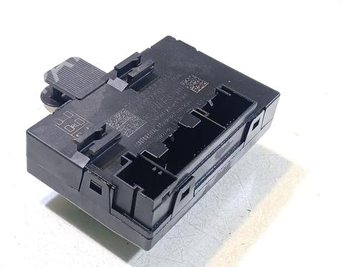 Używane Moduł komfortu AUDI Q5 (8RB) 2.0 TDI quattro (177 hp) 29617567