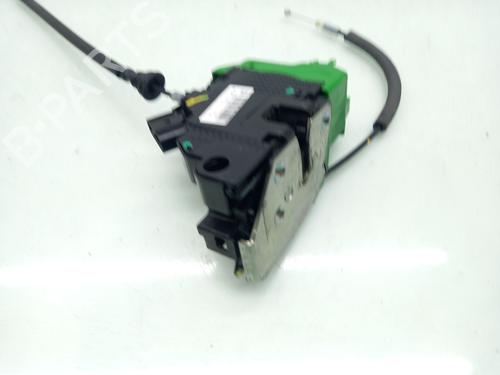Used Front right lock KIA CARENS IV 1.7 CRDi (116 hp) 27697676
