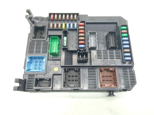 Used Fuse box PEUGEOT 308 II (LB_, LP_, LW_, LH_, L3_) 1.6 THP 125 (125 hp) 16722684