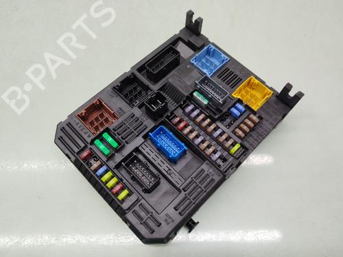 Used Fuse box Fuse box PEUGEOT 208 II (UB_, UP_, UW_, UJ_) 1.2 Hybrid 100 (101 hp) 40433372 40433372