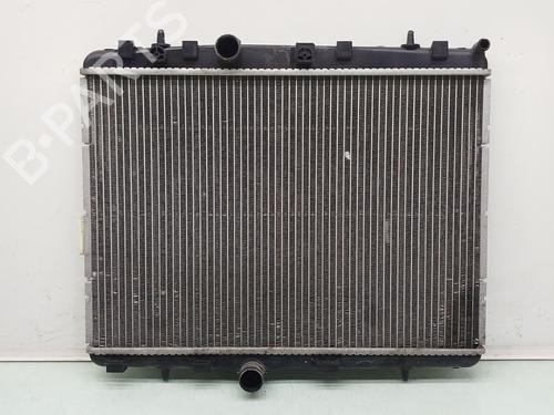 Used Water radiator Water radiator 38175778 38175778