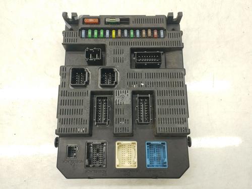 Used Fuse box Fuse box PEUGEOT EXPERT Van (VF3A_, VF3U_, VF3X_) 1.6 HDi 90 16V (90 hp) 33855624 33855624