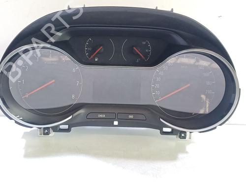 Used Instrument cluster OPEL CROSSLAND X / CROSSLAND (P17, P2QO) 1.2 (75) (110 hp) 25890303
