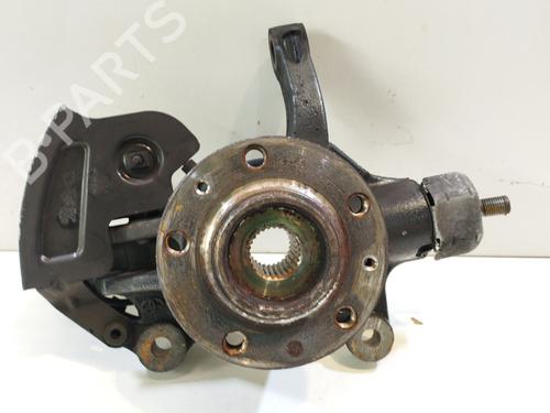Used Left front steering knuckle OPEL VIVARO B Van (X82) [2014-2020]  18411707