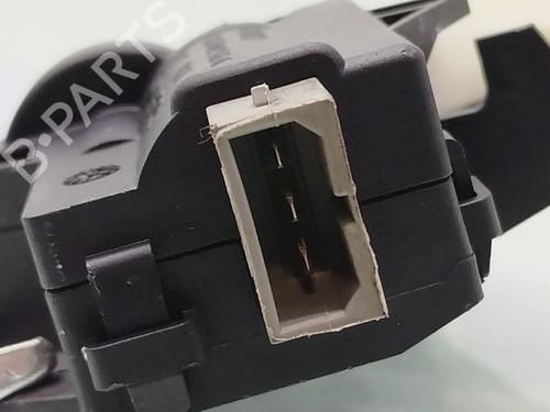 Tailgate lock VW PASSAT B6 (3C2) 1.9 TDI | BP24369441C101 