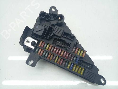 Used Fuse box BMW 5 (E60) 520 d (177 hp) 13513418