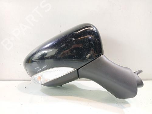 Used Right mirror Right mirror 31828819 31828819