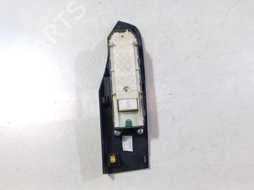 Left front window switch TOYOTA AURIS (_E18_) 1.8 Hybrid (ZWE186_, ZWE186R) | BP32043523I27