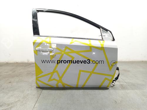 Used Right front door TOYOTA AURIS Estate (_E18_) 1.8 Hybrid (ZWE186_, ZWE186R, ZWE186H) (136 hp) 29967833