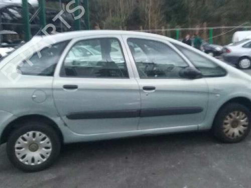 Left headlight CITROËN XSARA PICASSO (N68) 2.0 HDi | BP1302617C28 
