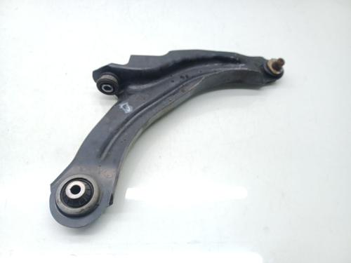 Used Right front suspension arm RENAULT CLIO IV (BH_) [2012-2021]  17128968