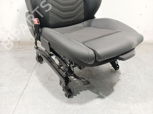 Seats set MERCEDES-BENZ GLA (H247) GLA 200 (247.787) | BP40107490C78 - Image 18