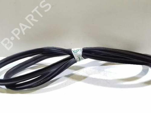 Gummilist MERCEDES-BENZ VITO Van (W447) [2014-2025]  14307408