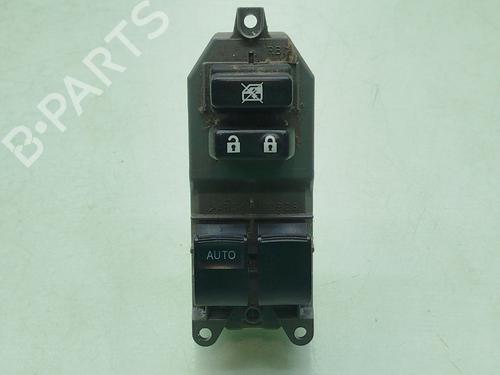 Used Left front window switch TOYOTA YARIS (_P9_) 1.33 VVT-i (NSP90_, NSP90R) (99 hp) 29544487