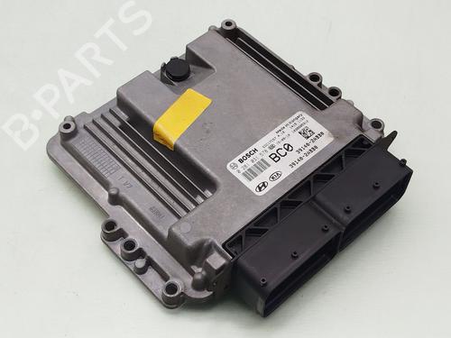 Used Engine control unit (ECU) HYUNDAI TUCSON (TL, TLE) 1.7 CRDi (116 hp) 30288119