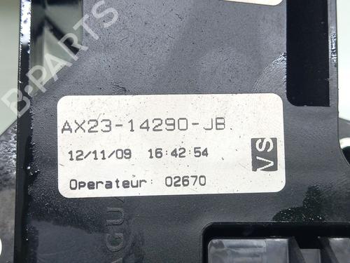 Fuse box JAGUAR XF I (X250) 3.0 D | BP16766420E1 