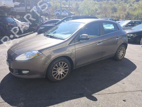 Brugte FIAT BRAVO II (198_) 1.9 D Multijet (198AXB1A) (120 hp) 4308252