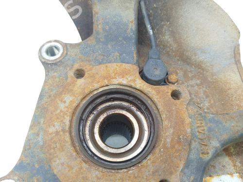Right front steering knuckle KIA SORENTO I (JC) 2.5 CRDi 4WD | BP28141080M26 