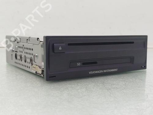 Used Radio Radio VW GOLF VII (5G1, BQ1, BE1, BE2) 1.2 TSI (105 hp) 38325442 38325442