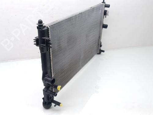 Used Water radiator Water radiator 38175864 38175864